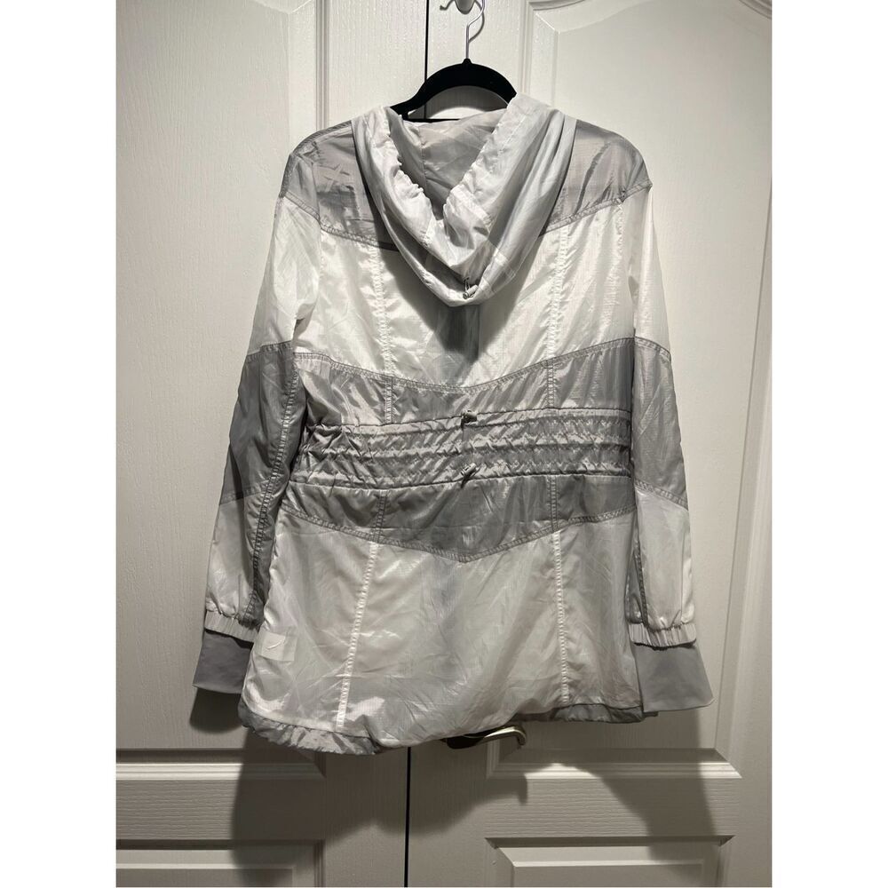 Blanc Noir Women's Gray Nimbus Hooded Training Running Hiking Jacket Size S NWT - Picture 2 of 3